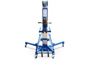 25′ Genie Super Lift W/Forks & Outriggers